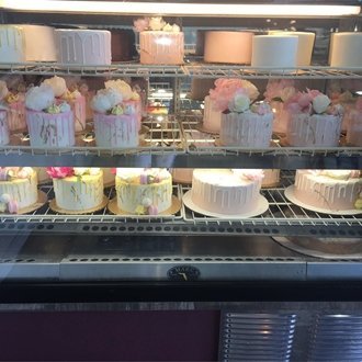 cakes-bydesign-laredo-1.jpg