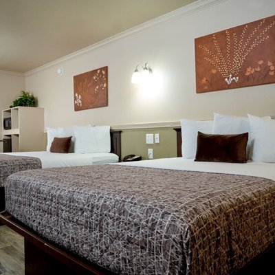 family-garden-inn-suites-1.jpg