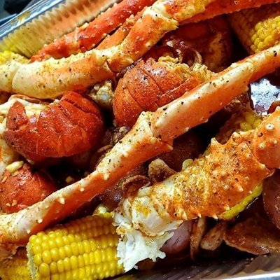 mr-crabby-seafood-kitchen-and-bar-1.jpg