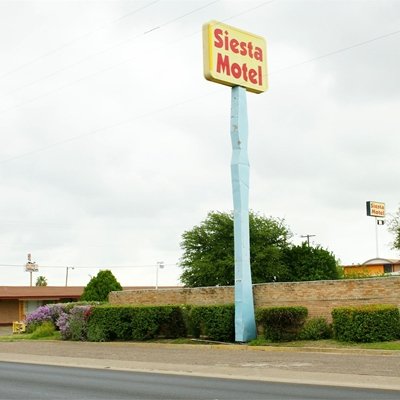 siesta-motel-1.jpg