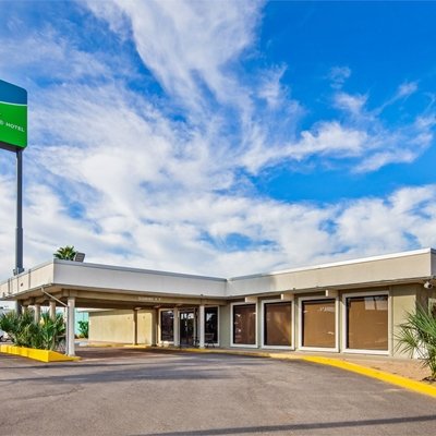 surestay-by-best-western-paradise-inn-1.jpg