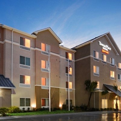towneplace-suites-by-marriott-laredo-1.jpg