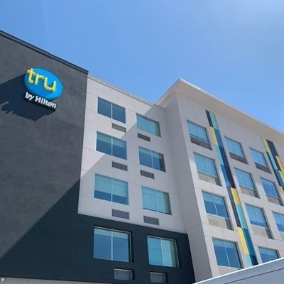 tru-by-hilton-laredo-aiprot-1.jpg