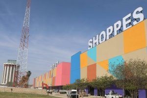 outlet-shoppes-300×200